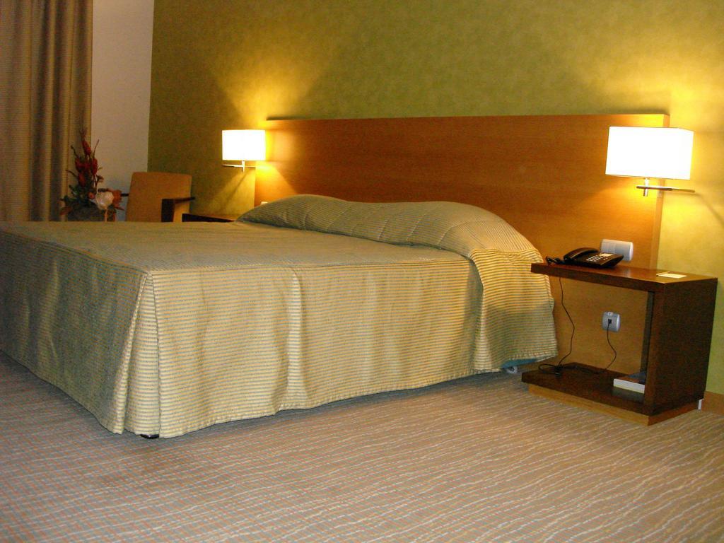 Hotel Lusitania Congress & Spa Guarda Rom bilde